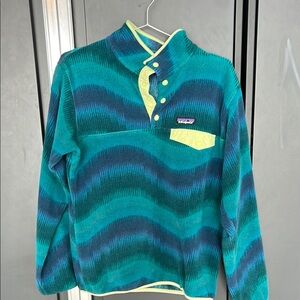 Patagonia Blue and Yellow Crewneck Sweater